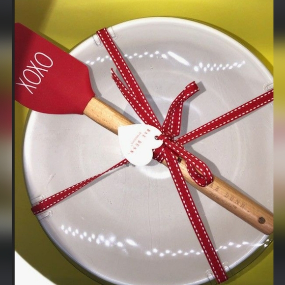 Rae Dunn Mixing Bowl And Spatula set - Picture 4 of 6